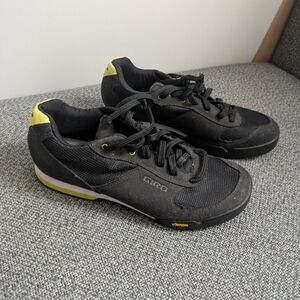 Giro Petra VR size US 7.5 / EU 39 clipless pedal cycling shoes